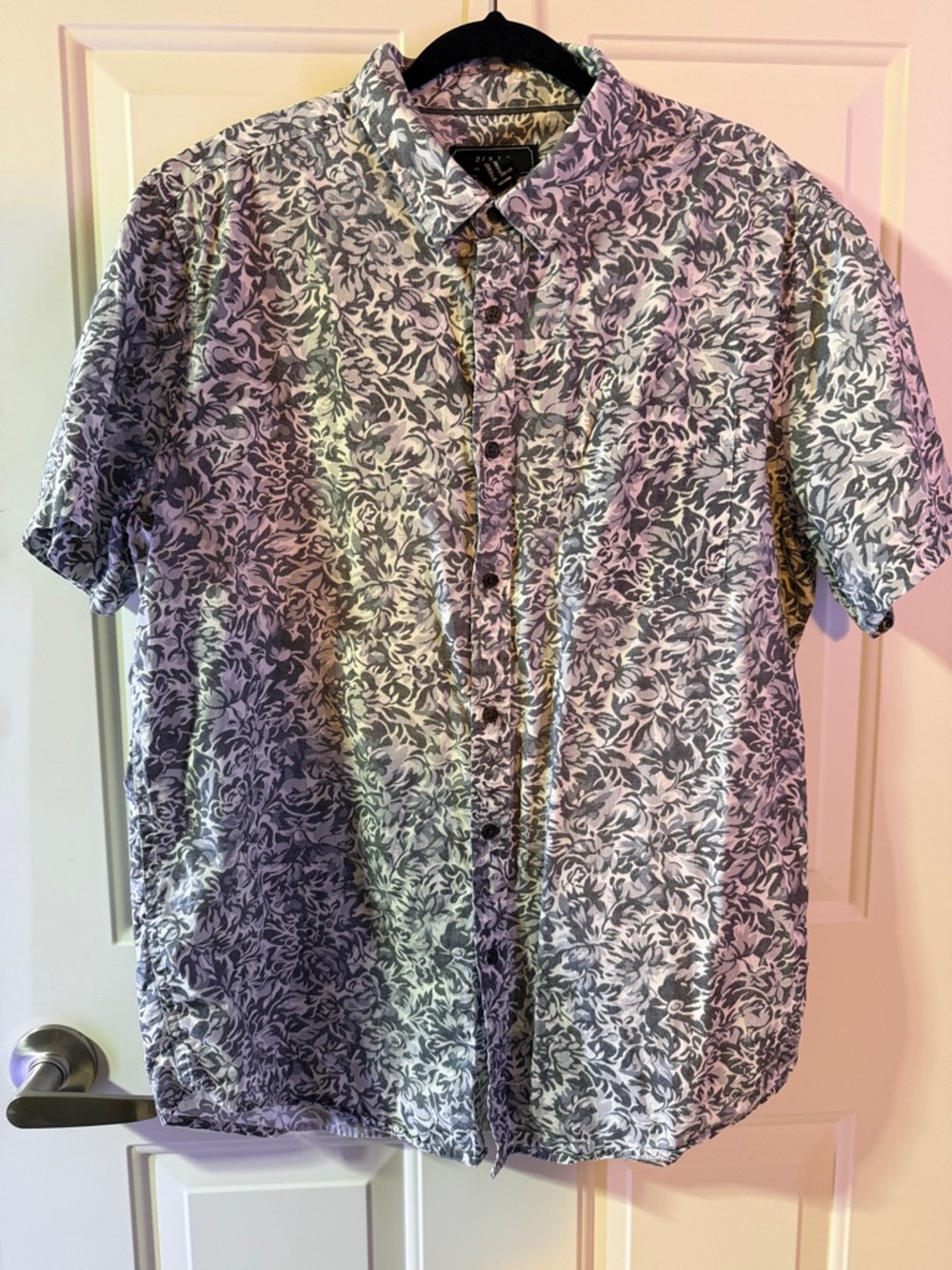 21 Men  Short Sleeve Floral Button-Up Shirt - Gray/White- XL